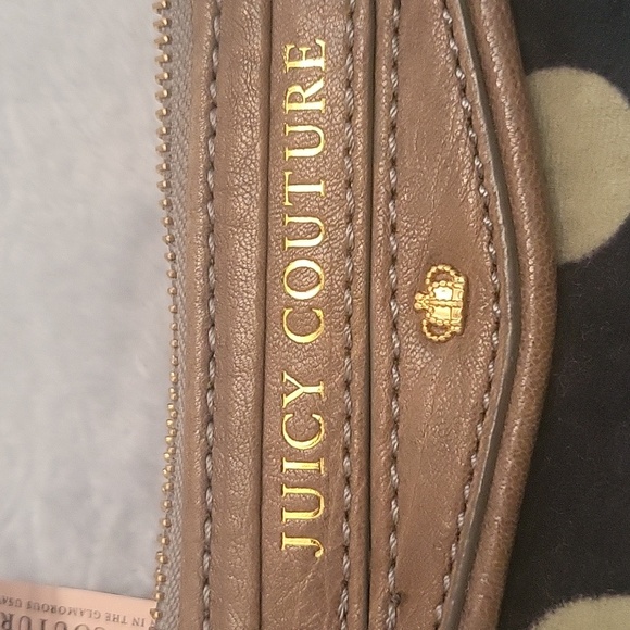 Juicy Couture Wristlet - Picture 10 of 10
